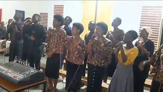 Hashimwe Yesu by Ijwi ryagakiza choir [upl. by Marlee]