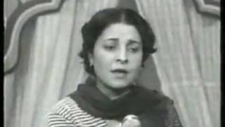 VESIYE NARAY  SHAMEEMA DEV LIVE  KASHMIRI SONG [upl. by Molloy]