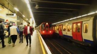 S7 District Line Trains at Aldgate East [upl. by Annocahs882]