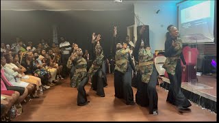 Young People’s Cry  Jehovah Jireh Jekalyn Carr Praise Dance [upl. by Derfliw]