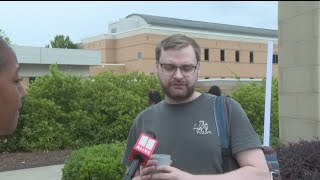 Kennesaw State students talk about the issues on National Voter Registration Day [upl. by Dnomsad233]