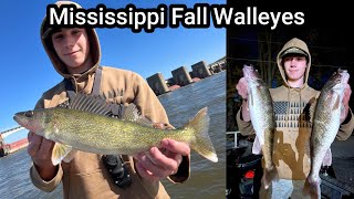 Jigging Minnows for Fall Walleyes on the Mississippi River [upl. by Filberto]