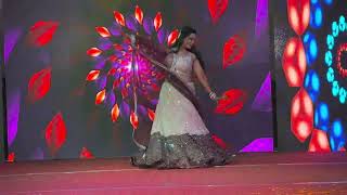 Best bridal dance performance in wedding sangeet bridaldance wedding yrrocksdance dance [upl. by Asteria430]