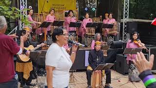 Angklung Diaspora Gandong e [upl. by Aved]