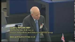 The whole banking system is a scam  Godfrey Bloom [upl. by Eaver533]