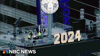 Cities across US preparing for New Year’s Eve celebrations [upl. by Ahsinotna]