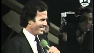 Julio Iglesias en Chile 1979 Parte 1 de 2 [upl. by Kihtrak474]