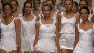 DOLCE amp GABBANA SPRING 2011  Supermodels Backstage  MODTV [upl. by Eybba]