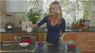 Gorgeously Green Home  How to make cranberry sauce [upl. by Pembroke]