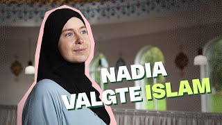 Nadia konverterede til islam og blev muslim [upl. by Meilen]