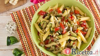 Pasta fredda con verdure e pinoli  Ricettait [upl. by Arhas]