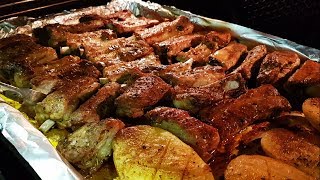 Costilla de cerdo al horno con patatas panadera y truco de cómo limpiar la bandeja en 5 minutos [upl. by Gaw]