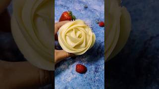 1M Vs 2D Rosette Cupcake Piping Tutorial 🌹🧁🥰 cupcake piping satisfying shorts [upl. by Astrix]