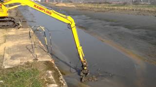 8 tonne long reach excavator colchester hyth Rampling plant hire [upl. by Fenwick]