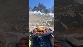 Dağda Simit Arasında Sucuklu Yumurta 🥚 Eggs with beef sausage between bagels on the mountain 🏔️ [upl. by Lrem]