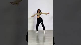 Chungha  Bicycle  Choreography by Özge Çaltakoğlu [upl. by Adlen]