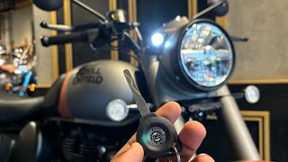 Royal Enfield Classic 350 Gunmetal Grey 2024 Exhaust Sound New Updates amp On Road Price [upl. by Eimmot]