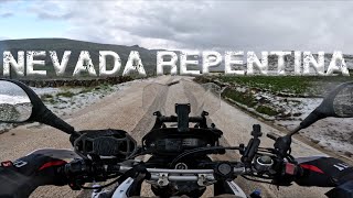 Esta Nevada Repentina nos cambio EL VIAJE EN MOTO para siempre [upl. by Ettigdirb]