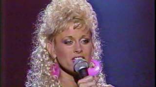 Lorrie Morgan I Fall to Pieces [upl. by Yllib353]