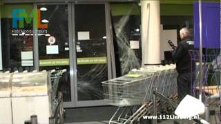 19112011 Ramkraak Supermarkt Maastricht [upl. by Latsyrc]