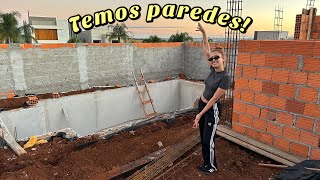 FUNDAÇÃO DA PISCINA E PAREDES  Diário da Obra 2 🏠🧱🔑 [upl. by Noivad425]