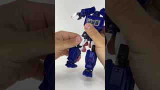 Studio Series 83 SOUNDWAVE musica remix music transformers hasbro toys [upl. by Sidoeht]