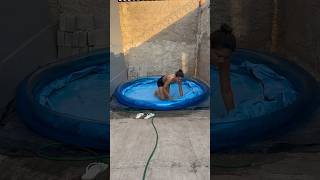 O calor chegou é hora de arrumar a piscininha 💦🤣 tetraplegico calor piscina piscinas [upl. by Camden]