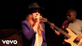 ZZ Ward  Lil Darlin Live In Studio ft The OMys [upl. by Pinkerton]