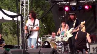 Grouplove  Tongue Tied Live at Lollapalooza 2011 [upl. by Airbmak39]