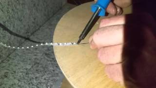 Come saldare una striscia LED in 60 secondi How to solder a LED SMD 3528 strip in 60 seconds [upl. by Hollenbeck]