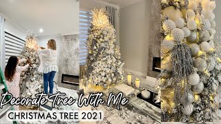 DECORATE WITH ME  CHRISTMAS TREE DECORATING 2021  DESIGNER TIPS  HOW TO DECORATE YOUR TREE [upl. by Eirameinna777]