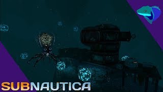 CRABSQUID NEARLY EATS US DEEP GRAND REEF DEGASI HABITAT Subnautica E9 [upl. by Matthew153]