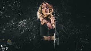 Ellie Goulding  Outside Feria de León 2024 [upl. by Kavita]