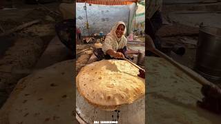 गुरुद्वारे में लंगर खाने वाले हो जाओ सतर्क😱😱 foodblog food streetfood foodie making punjabi [upl. by Elrak]