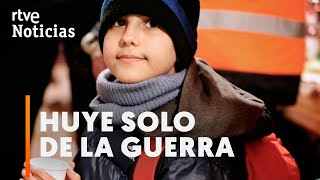 GUERRA UCRANIA Una MADRE se ve OBLIGADA a mandar a su hijo solo hasta la FRONTERA  RTVE [upl. by Iliam]