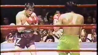 Ruben Olivares vs Zenzuke Utagawa July 9 1974 [upl. by Gnal]