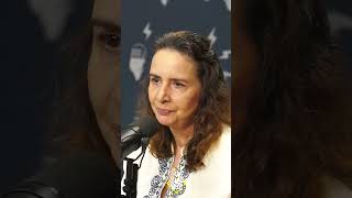 Da Dualidade à Unidade  Lúcia Helena Galvão shorts filosofia [upl. by Rialcnis]