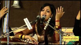 Sugandha Mishra The 133rd Harivallabh 2008  Part 7 sham nahi aaye [upl. by Corene]