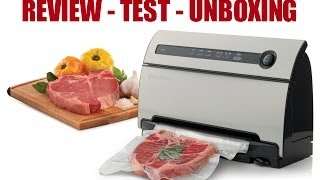 VACUUM SEALER REVIEW  Foodsaver Demonstration  Unboxing and testing the foodsaver v3840 [upl. by Sadella]