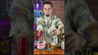 Como preparar un Manhattan Receta del cocktail Manhattan paso a paso [upl. by Calderon]