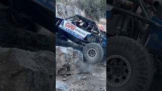 Suspension Cycling While Rock Crawling oristruts [upl. by Rednaxela798]