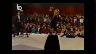 Nabila Metwali  Lebanese Dancer Bedouine Ballet Raqs Assaya  نبيله متولى [upl. by Timus]