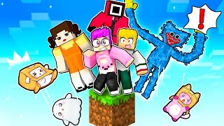 LANKYBOX Has 10 FRIENDS On ONE BLOCK In MINECRAFT HUGGY WUGGY SQUID GAME KISSY MISSY amp MORE [upl. by Cinderella190]