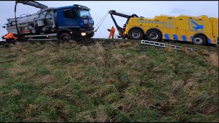 Zware berging 7 Uitwijken voor auto gaat flink mis [upl. by Bellda72]