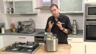 Deep Fryer Demonstration  Sage Appliances  Twice Fried Chips on the Smart Fryer [upl. by Bum570]