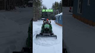 John Deere 3025e with HLA 1500 snow pusher compacttractor [upl. by Assenat]