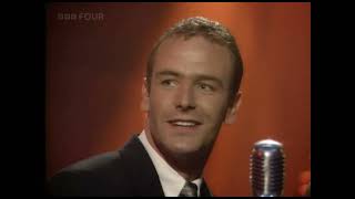 Robson Green and Jerome Flynn  Unchained Melody Studio TOTP [upl. by Arec]