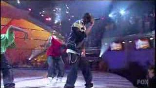 chris brown gimme that live [upl. by Ziguard]