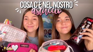 COSA CÈ NEL NOSTRO ASTUCCIO💗📝 [upl. by Aihsal194]