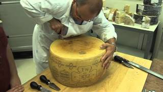 Channel Cheese  How to break open a Parmesan cheese with Carlo Guffanti [upl. by Griffith]